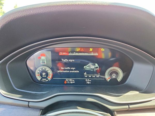 2021 AUDI Q5 quattro Prestige