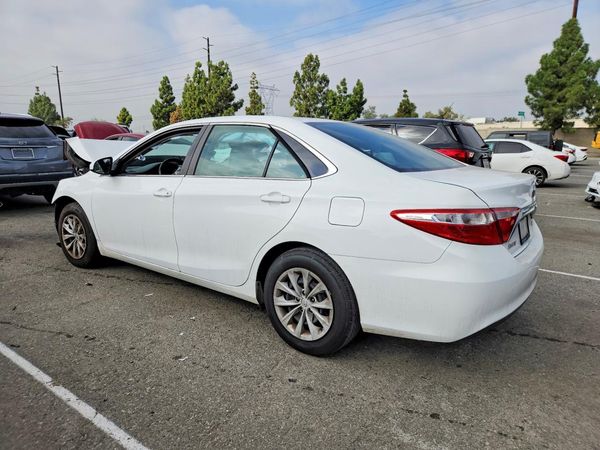 2015 TOYOTA CAMRY