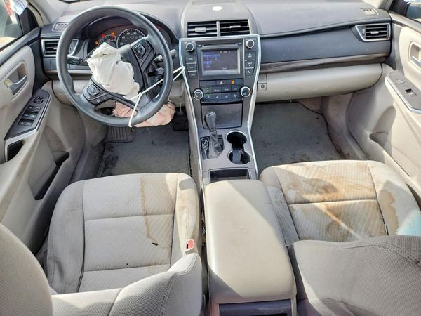 2015 TOYOTA CAMRY