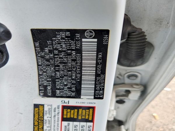 2015 TOYOTA CAMRY