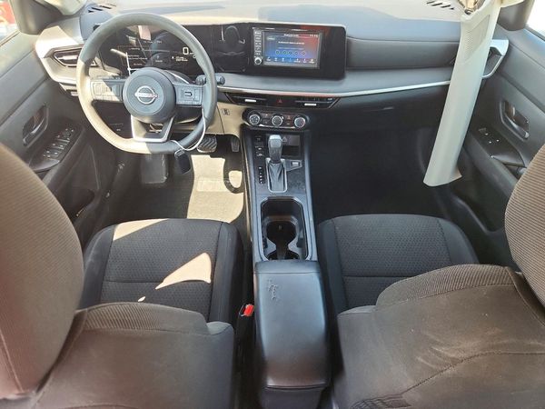 2025 NISSAN KICKS