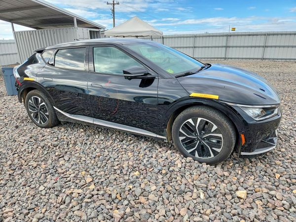 2022 KIA EV6