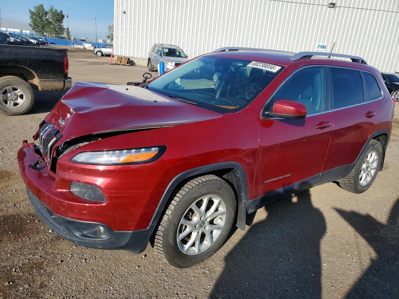 2016 JEEP CHEROKEE Latitude/Longitude/North — Front 3/4