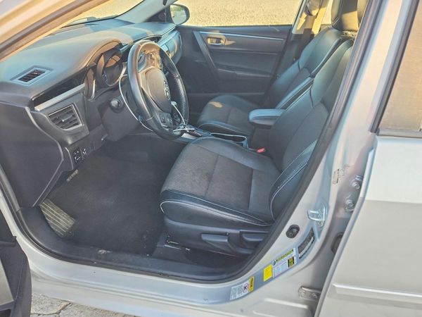 2016 TOYOTA COROLLA L/LE — DENT