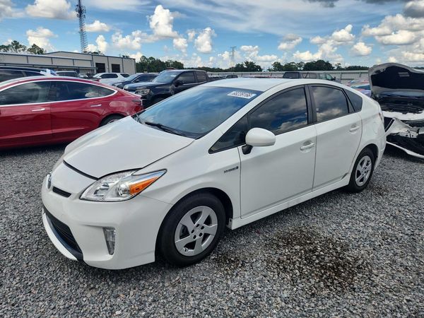 2013 TOYOTA PRIUS