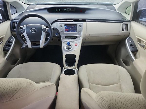 2013 TOYOTA PRIUS