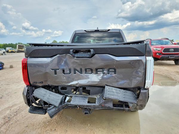 2026 TOYOTA TUNDRA