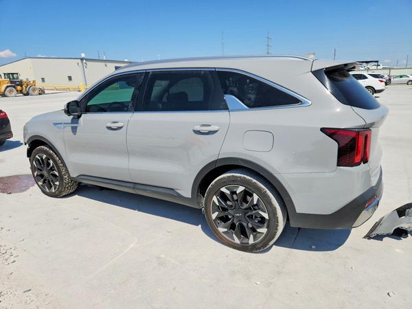 2025 KIA SORENTO