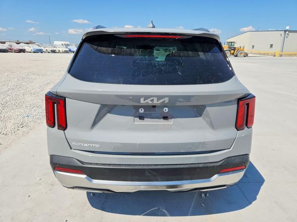 2025 KIA SORENTO