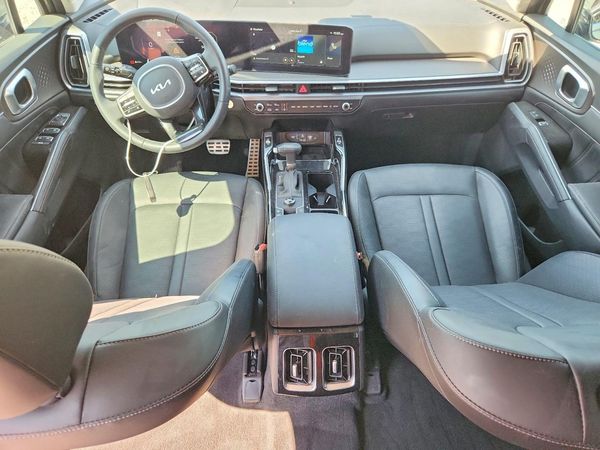 2025 KIA SORENTO