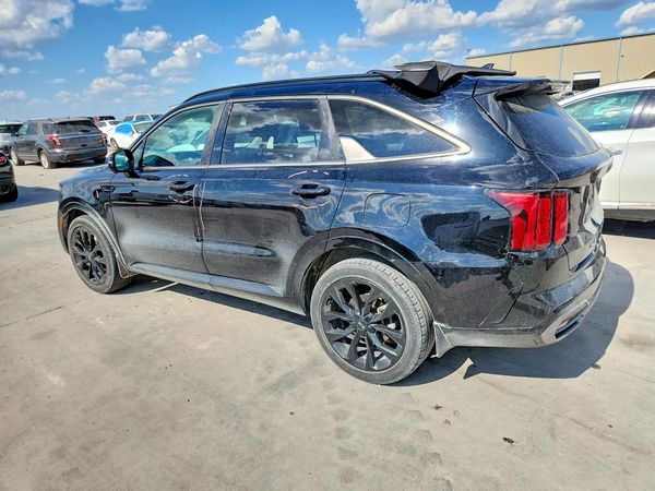 2021 KIA SORENTO