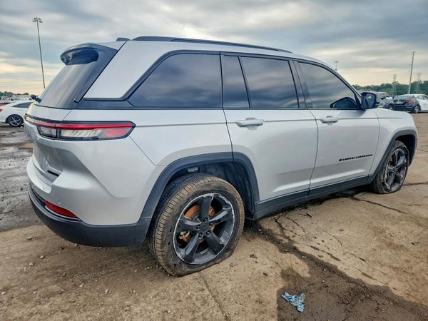 2025 JEEP GRAND CHEROKEE
