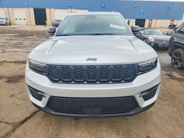 2025 JEEP GRAND CHEROKEE