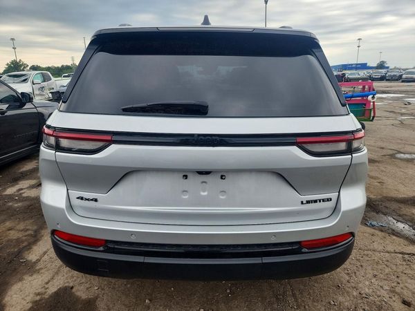2025 JEEP GRAND CHEROKEE
