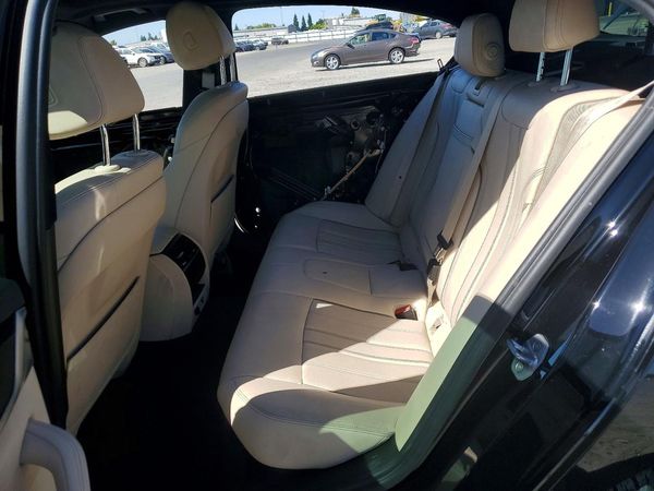 2018 BMW 530E