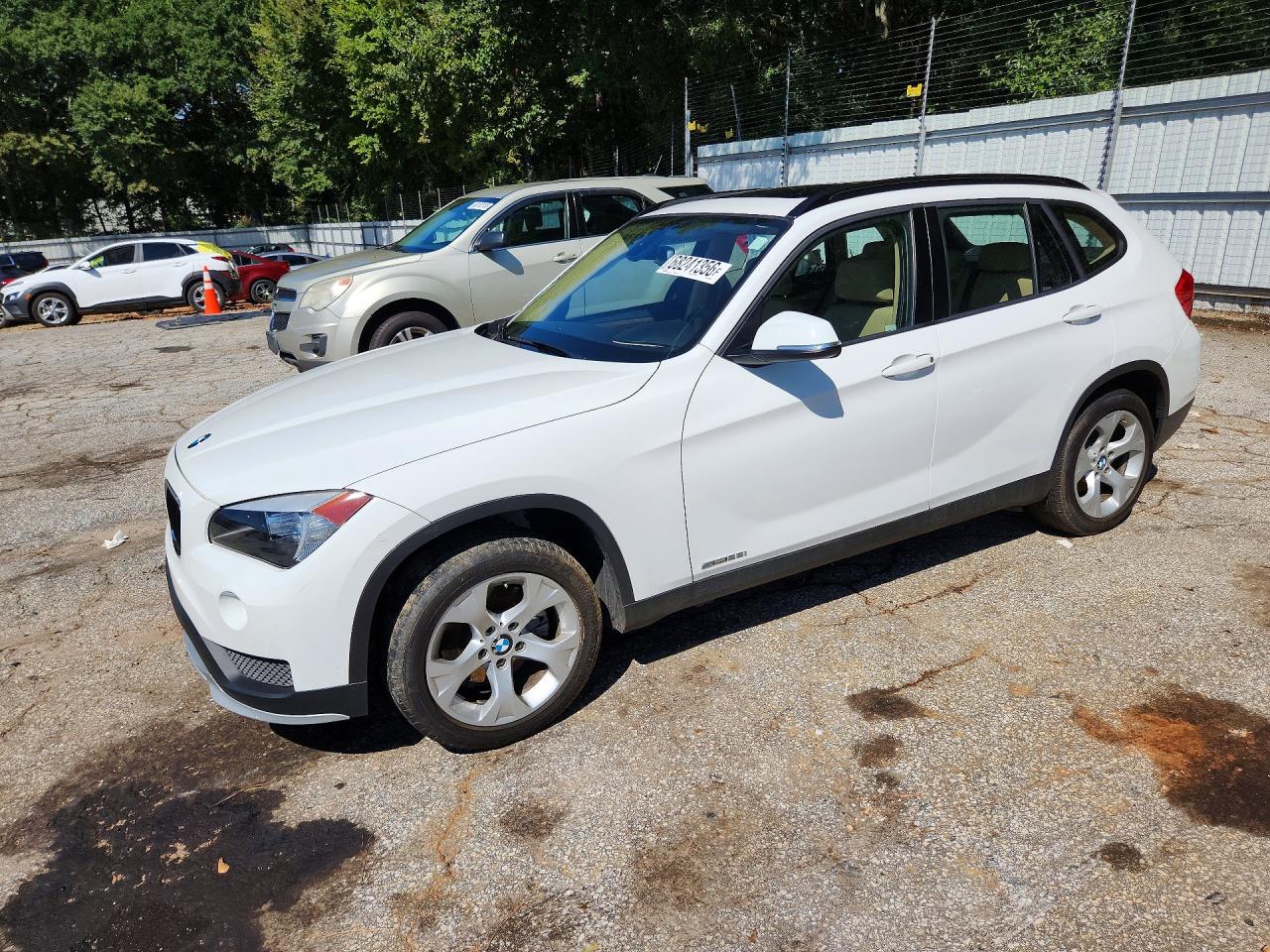 2015 BMW X1 — Front 3/4