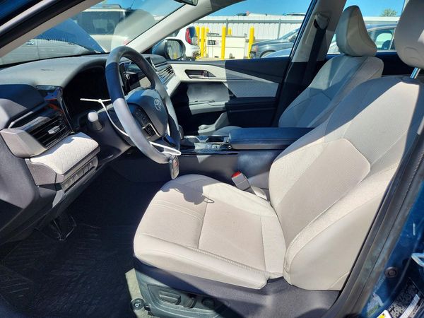 2025 TOYOTA CAMRY