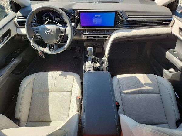2025 TOYOTA CAMRY