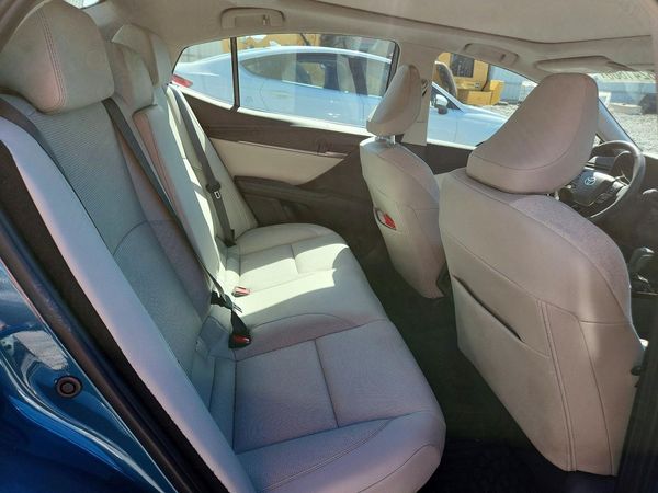 2025 TOYOTA CAMRY