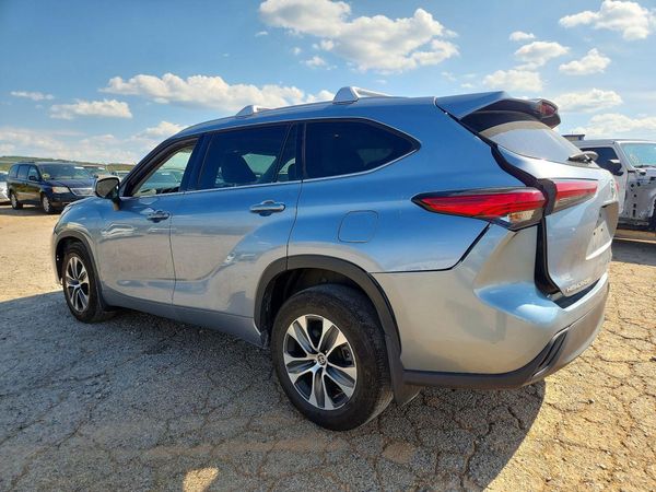 2022 TOYOTA HIGHLANDER