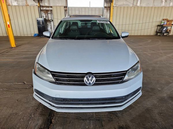 2017 VOLKSWAGEN JETTA SE