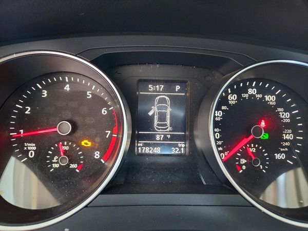 2017 VOLKSWAGEN JETTA SE