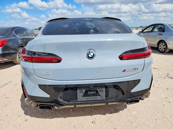 2025 BMW X4 M40i