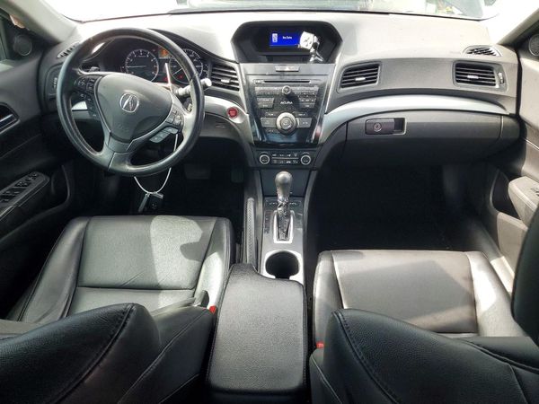 2017 ACURA ILX Base/Acura Watch Plus