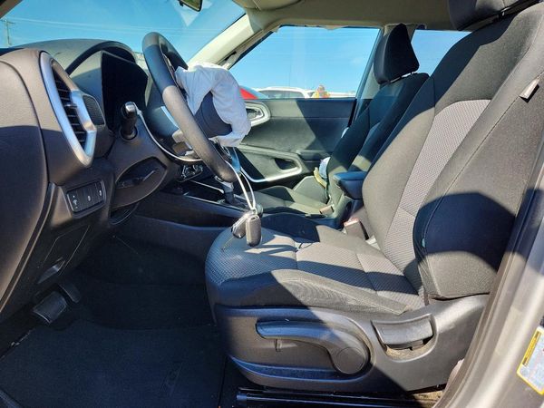 2022 KIA SOUL