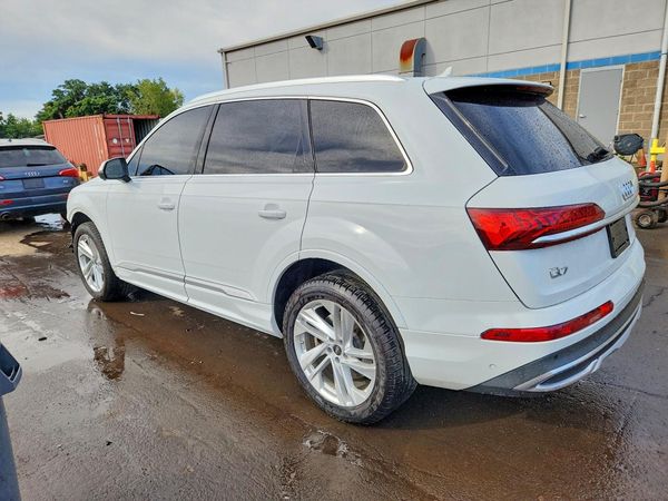 2022 AUDI Q7 quattro Premium Plus
