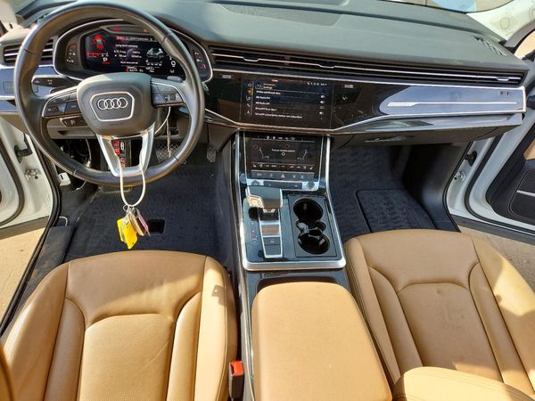 2022 AUDI Q7 quattro Premium Plus