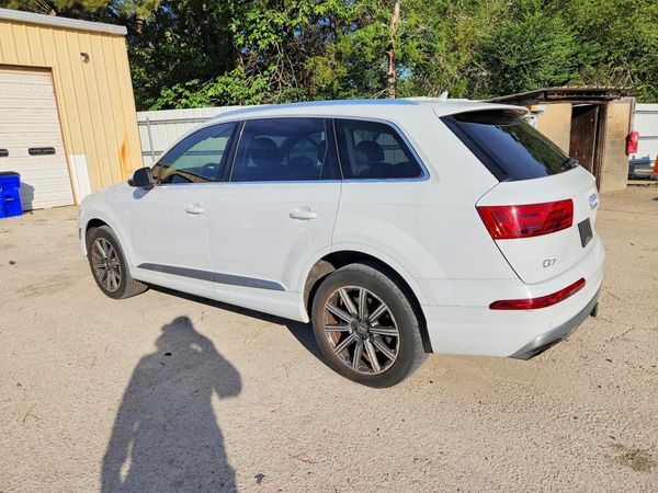 2017 AUDI Q7 quattro Prestige — DSRA