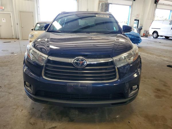 2016 TOYOTA HIGHLANDER