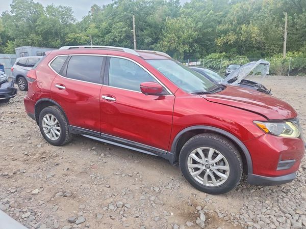2018 NISSAN ROGUE