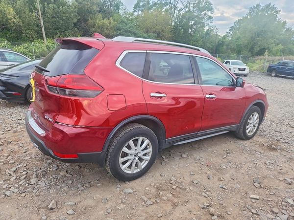2018 NISSAN ROGUE