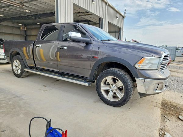 2015 RAM 1500 — Passenger 3/4