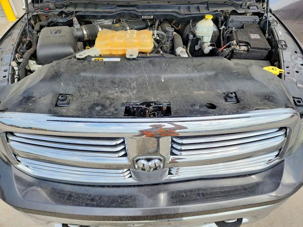 2015 RAM 1500 — Engine bay