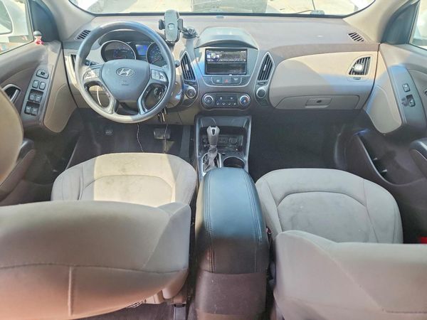 2015 HYUNDAI TUCSON