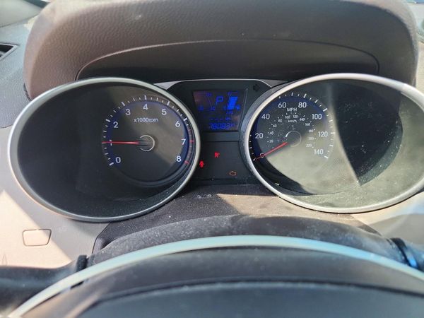 2015 HYUNDAI TUCSON