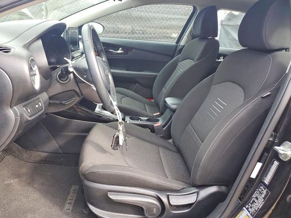 2019 KIA FORTE S/GT Line — DENT