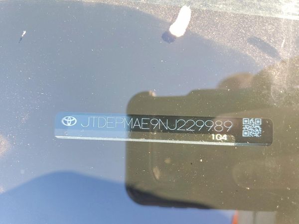 2022 TOYOTA COROLLA LE