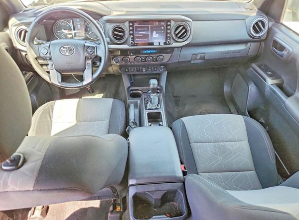 2022 TOYOTA TACOMA
