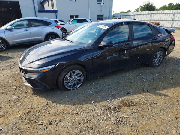 2024 HYUNDAI ELANTRA