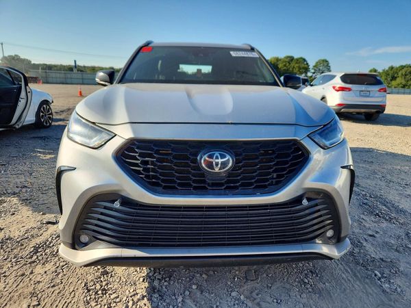 2024 TOYOTA HIGHLANDER