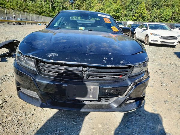 2015 DODGE CHARGER SXT