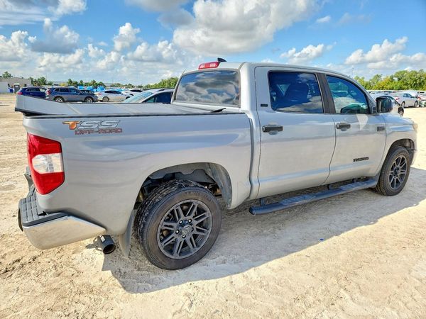 2020 TOYOTA TUNDRA SR5 Grade