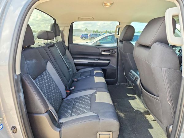 2020 TOYOTA TUNDRA SR5 Grade