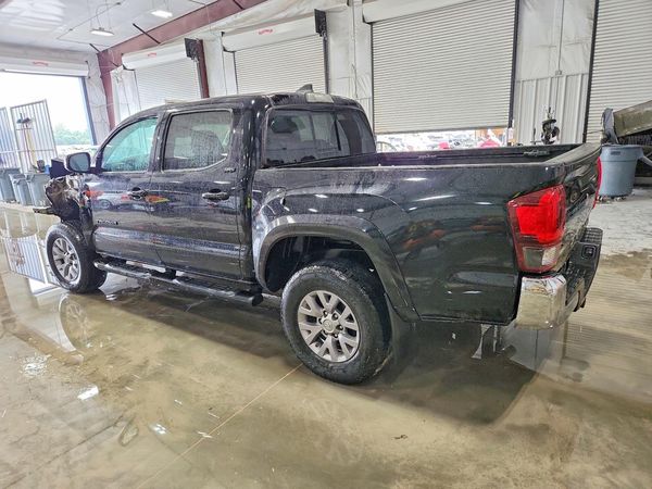 2019 TOYOTA TACOMA SR5
