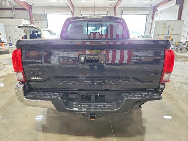 2019 TOYOTA TACOMA SR5