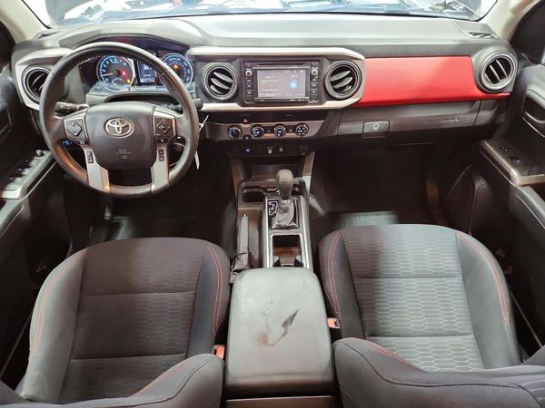 2019 TOYOTA TACOMA SR5